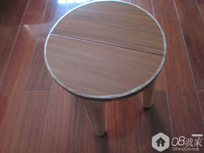 Ƭ 090.jpg