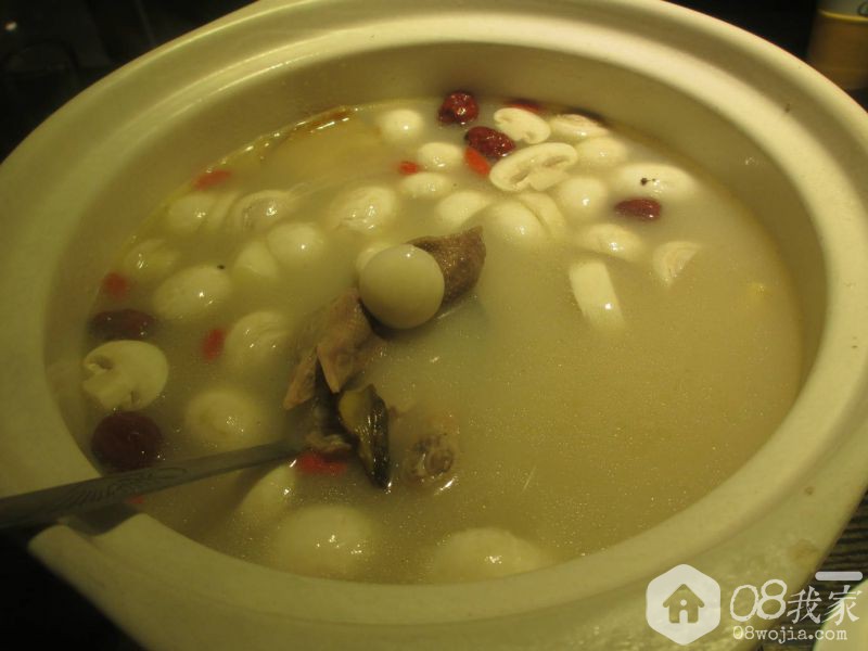 Ƭ 023.jpg