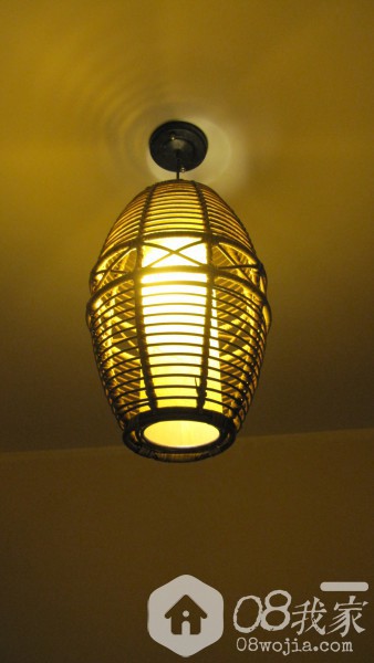 主卧单壁灯 (2).JPG 主卧单壁灯 (2).JPG