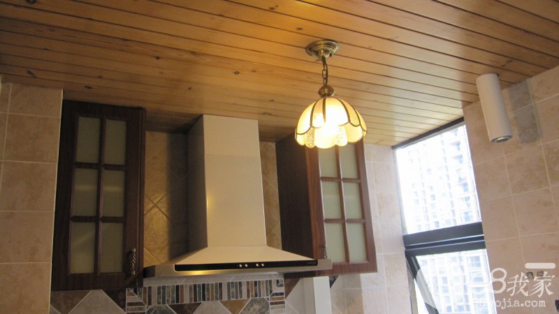 厨房吊灯1.JPG 厨房吊灯1.JPG