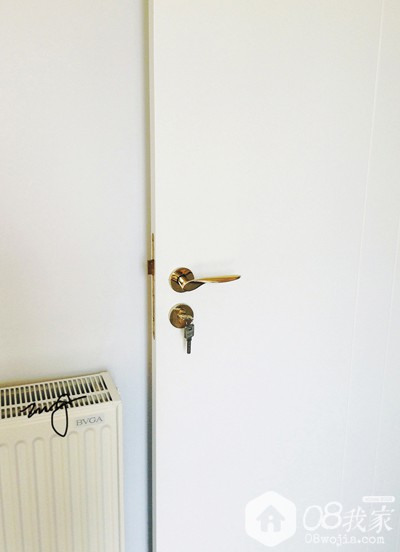 安装门-1 (1).jpg 安装门-1 (1).jpg