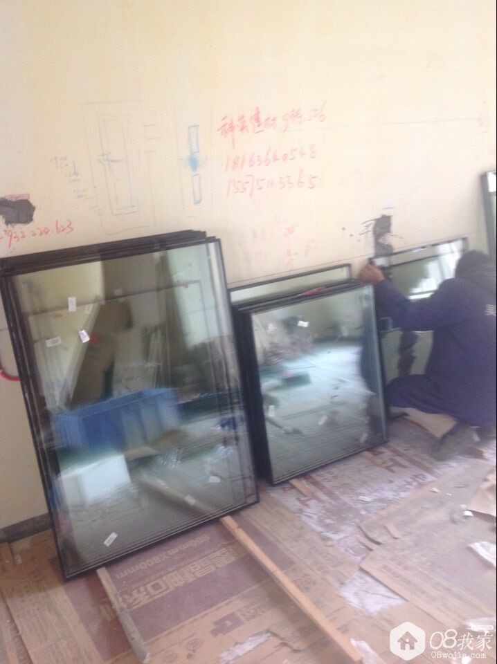 ̨002.jpg