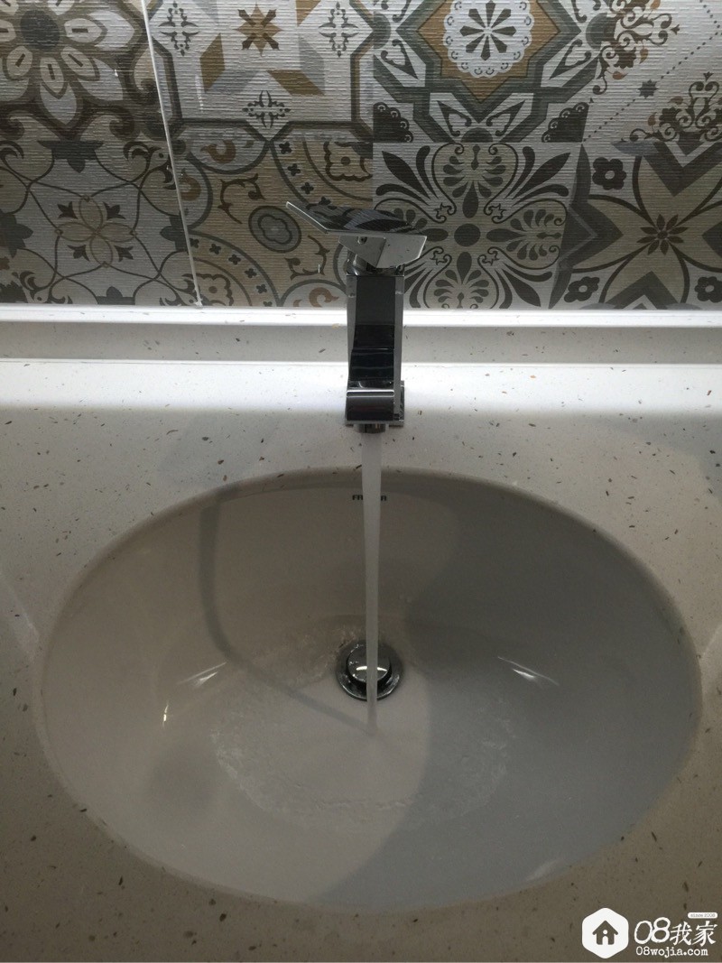 705335.jpg