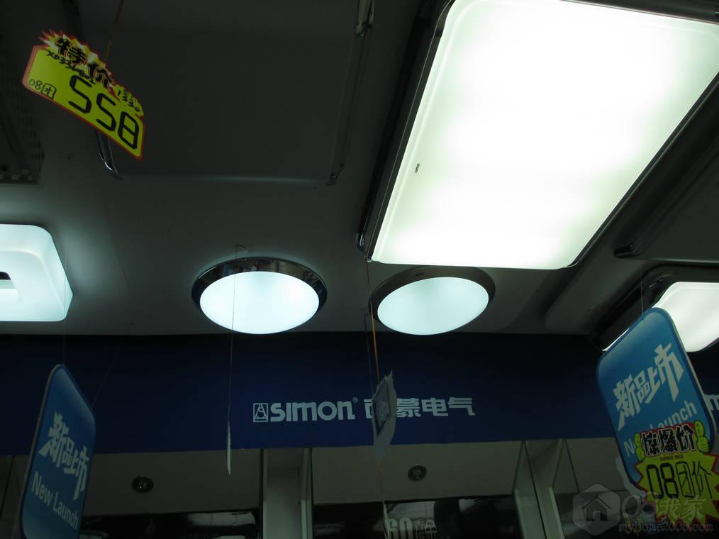 Ƭ 055.jpg