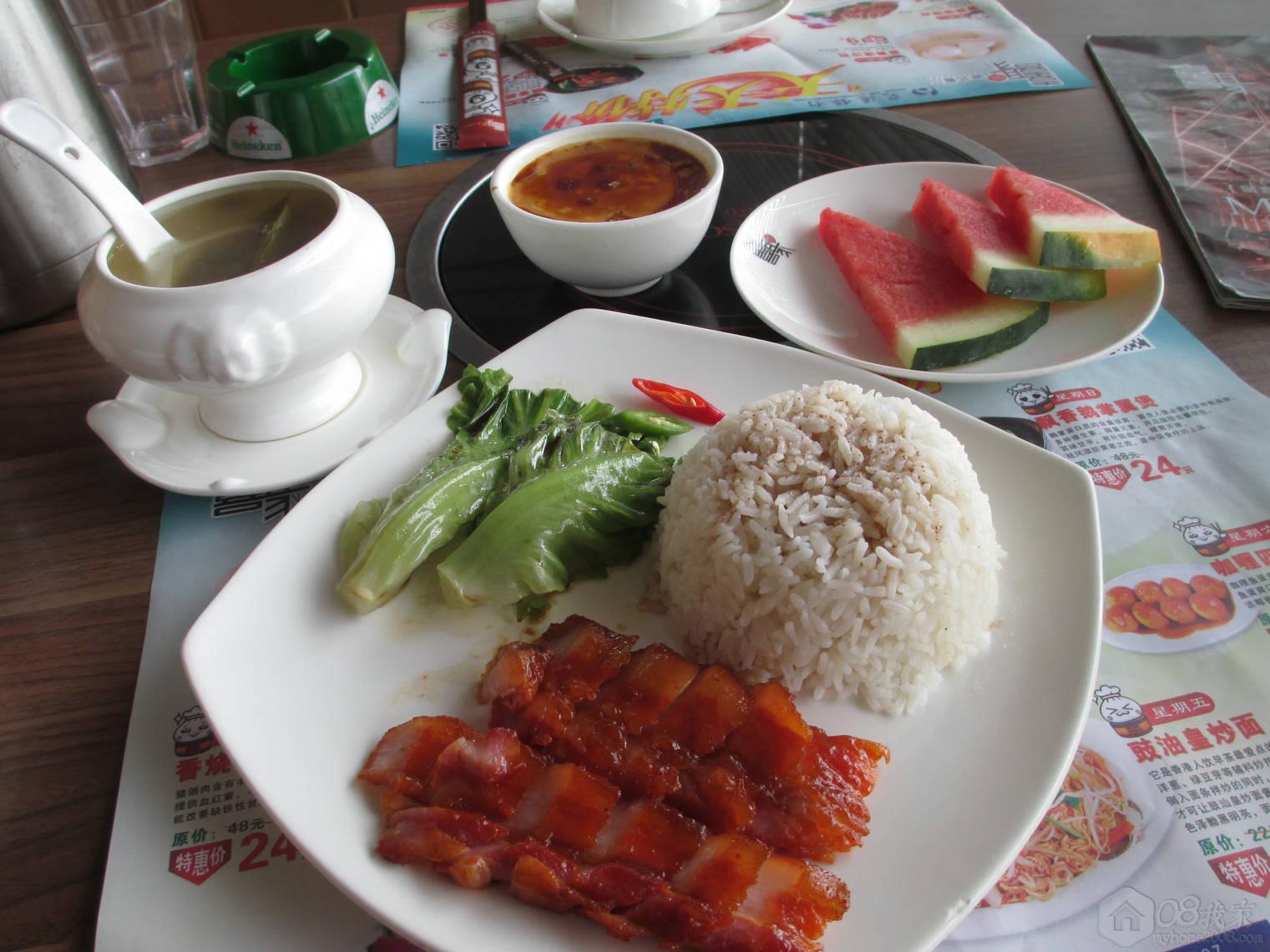Ƭ 048.jpg