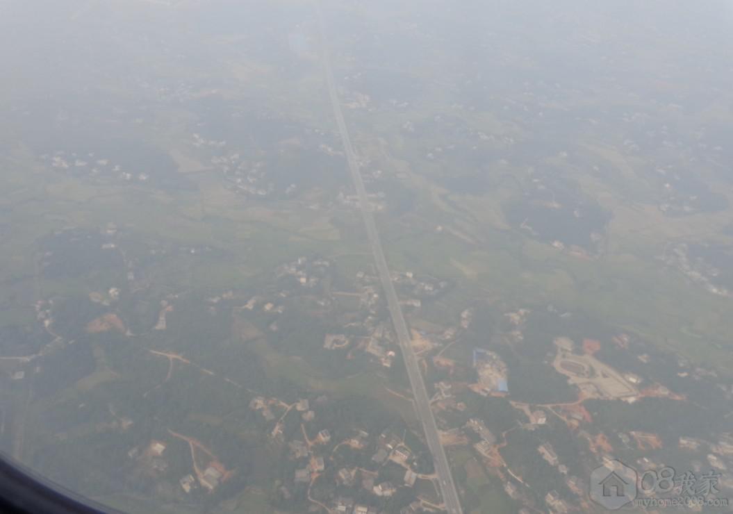 路上.jpg 路上.jpg