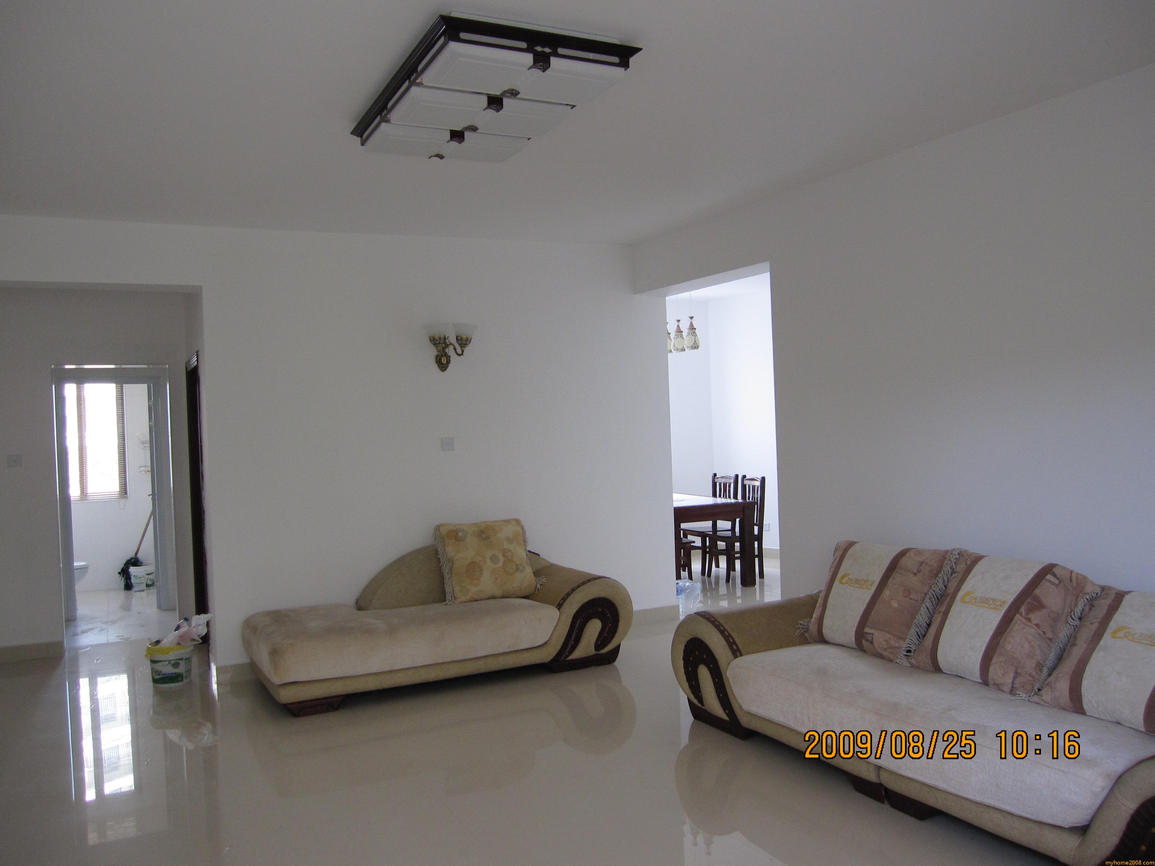 Ƭ 090.jpg