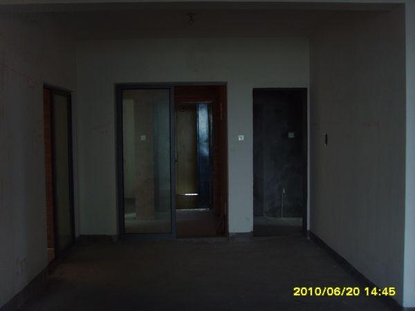SSL27989.jpg