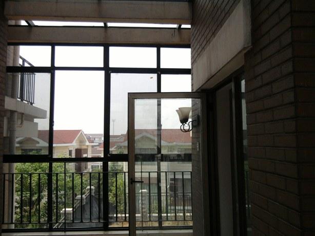Ƭ193.jpg
