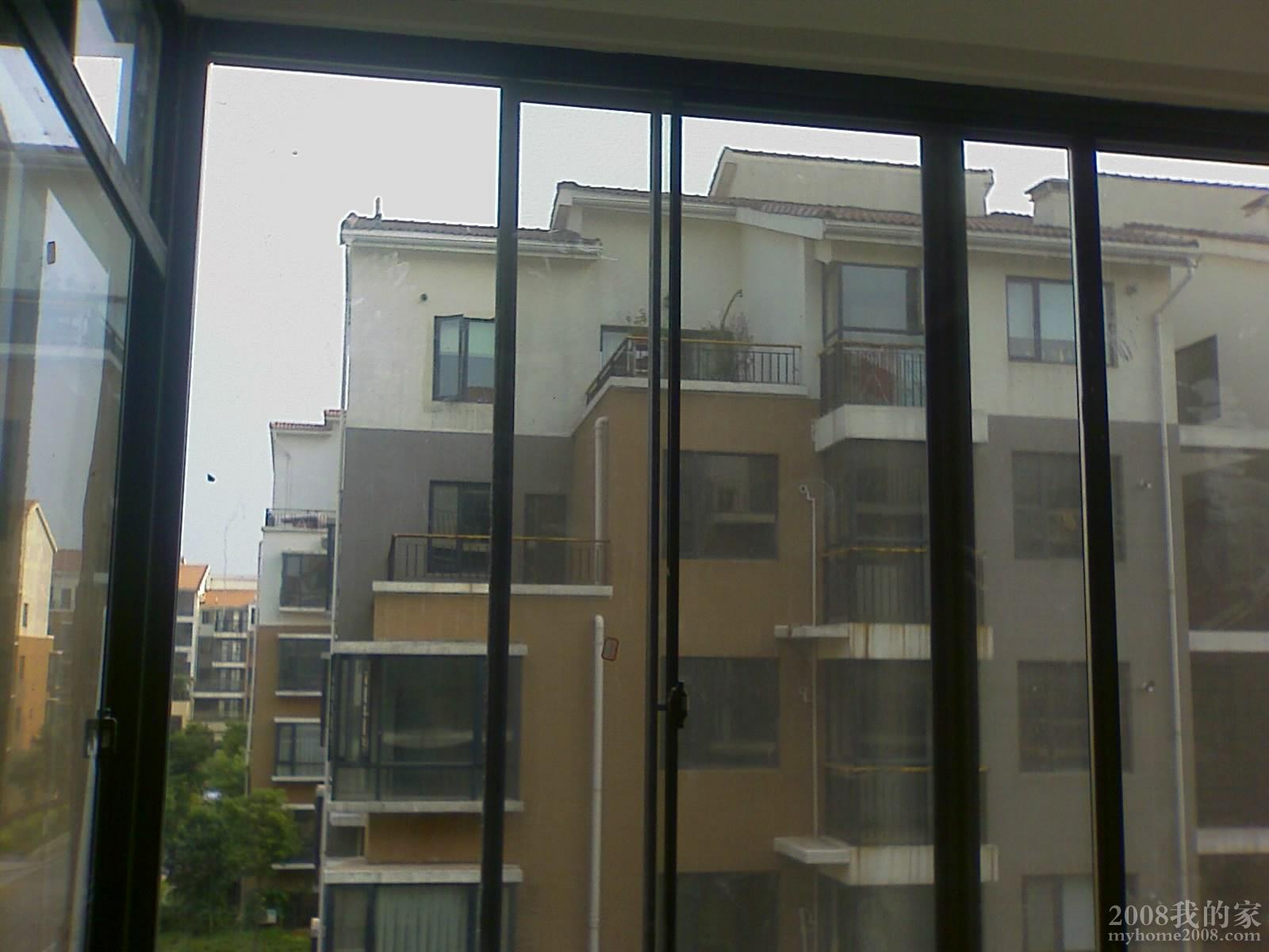 201009151635_296.jpg