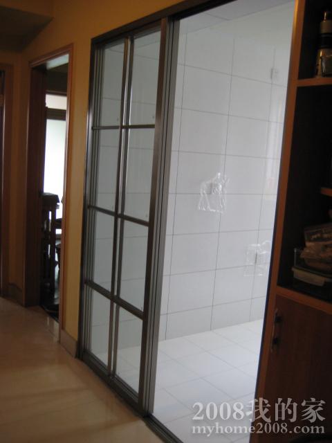 Ƭ 050.jpg